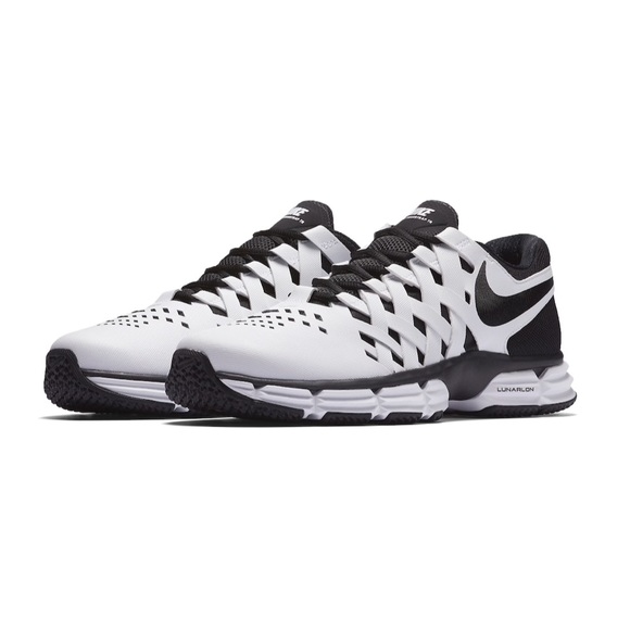 nike lunar fingertrap training shoes